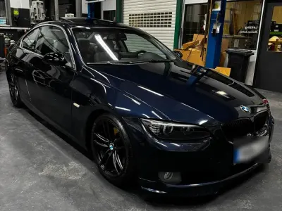 Gebraucht BMW 325 218 PS (160 kW) 2006 Andere farben Coupé