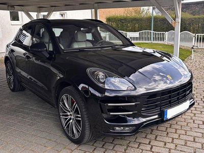 Second-hand Porsche Macan Turbo 400 CP (294 kW) 2015 Negru SUV