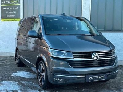 Grau Gebraucht 2022 VW Multivan Highline Van | 48.900 € (Etwas zu teuer)