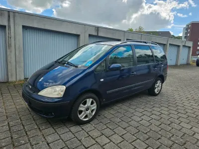 Gebraucht Ford Galaxy 136 PS (100 kW) 2002 Blau Van / Kleinbus