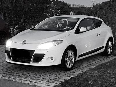 Usata Renault Mégane Coupé 131 CV (96 kW) 2011 Bianco Coupé