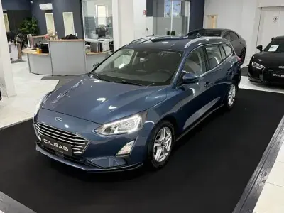 Usata Ford Focus Cool & Connect 120 CV (88 kW) 2021 Blu Station wagon