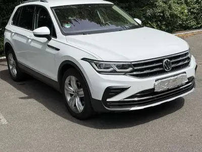 Gebraucht VW Tiguan Elegance 150 PS (110 kW) 2021 Weiß SUV
