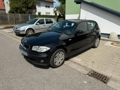 Gebraucht BMW 118 122 PS (89 kW) 2006 Schwarz Kleinwagen