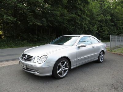 Gebraucht Mercedes CLK240 170 PS (125 kW) 2002 Silber Coupé