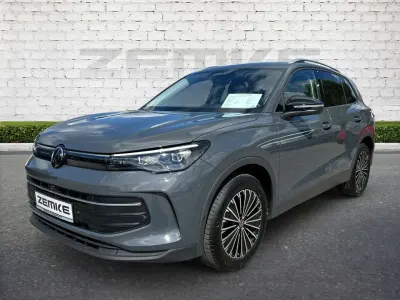 Gebraucht VW Tiguan Goal 131 PS (96 kW) 2025 Grau SUV