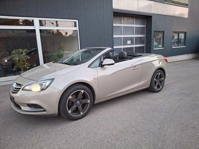 Usata Opel Cascada Innovation 170 CV (125 kW) 2014 Oro Cabrio