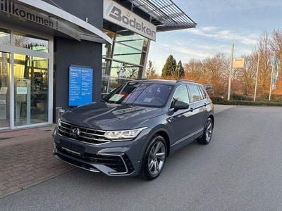Grau Gebraucht 2023 VW Tiguan R-line SUV | 44.800 € (Etwas zu teuer)