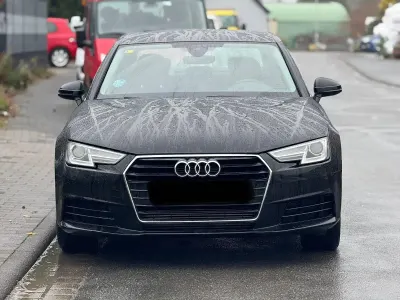 Gebraucht Audi A4 Basis 150 PS (110 kW) 2019 Schwarz Limousine