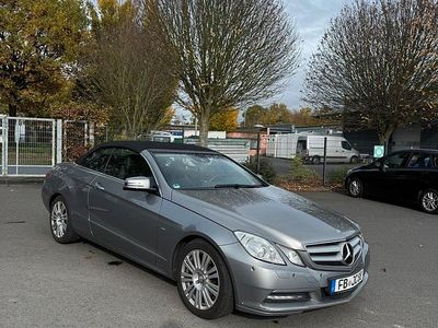Mercedes E200