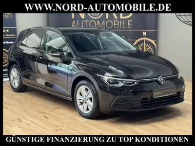 Gebraucht VW Golf VIII Life 150 PS (110 kW) 2023 Schwarz Limousine