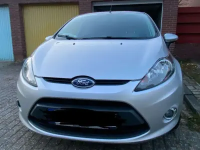 Gebraucht Ford Fiesta Trend 60 PS (44 kW) 2012 Limousine