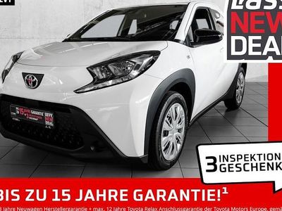 Weiß (schneeweiss 040) Neu 2025 Toyota Aygo X Business Edition SUV | 18.629 € (Fairer Preis)