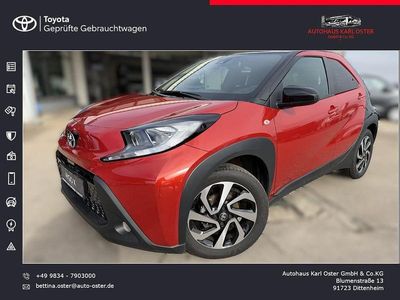 Gebraucht Toyota Aygo X Pulse 72 PS (52 kW) 2024 Rot SUV