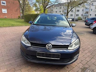 Gebraucht VW Golf VII Trendline 105 PS (77 kW) 2014 Blau Kombi