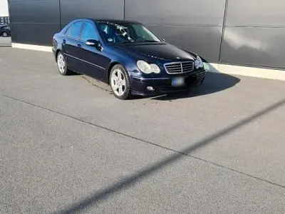 Gebraucht Mercedes C320 224 PS (164 kW) 2006 Schwarz Limousine