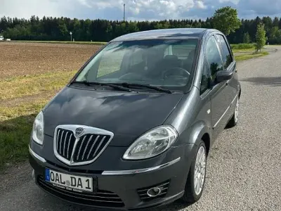 Usata Lancia Musa 95 CV (69 kW) 2008 Monovolume