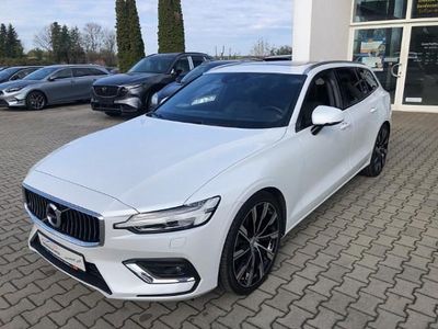 Occasion Volvo V60 Inscription 250 PK (183 kW) 2019 Wit Stationwagen