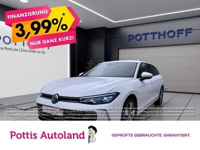 Weiss Gebraucht 2025 VW Passat Business Kombi | 34.555 € (Guter Preis)