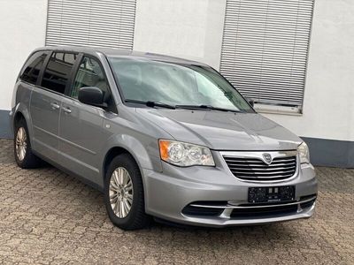 Lancia Voyager