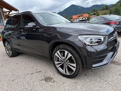 Mercedes GLC300e