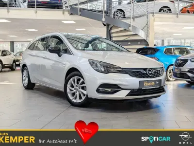 Gebraucht Opel Astra Elegance 122 PS (89 kW) 2021 Silber Kombi