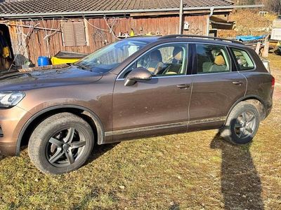 Gebraucht VW Touareg 204 PS (150 kW) 2014 Braun SUV