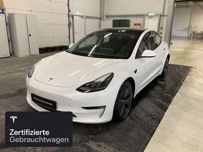 Weiß Gebraucht 2021 Tesla Model 3 Long Range AWD Limousine | 29.200 € (Fairer Preis)