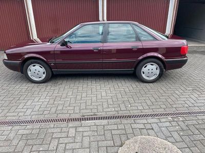 Gebraucht Audi 80 Sport 116 PS (85 kW) 1995 Rot Limousine