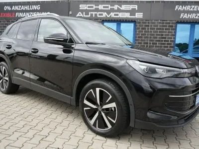 Gebraucht VW Tiguan 150 PS (110 kW) 2025 Schwarz SUV
