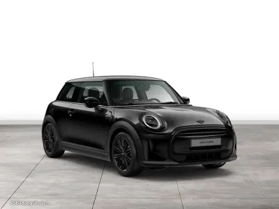 Gebraucht Mini Cooper Classic 136 PS (100 kW) 2023 Schwarz Kleinwagen