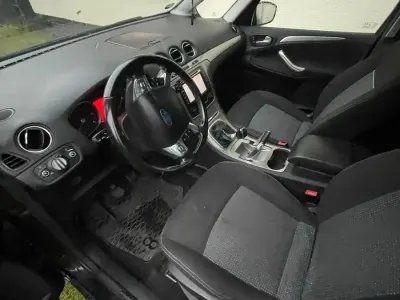 Gebraucht Ford Galaxy 140 PS (102 kW) 2010 Schwarz Van / Kleinbus