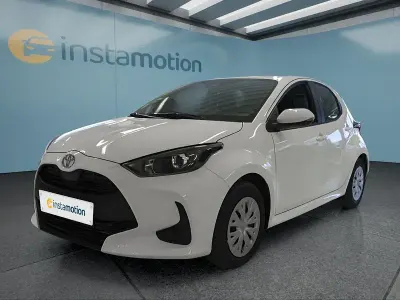 Neu Toyota Yaris 116 PS (85 kW) 2025 Weiß Kleinwagen
