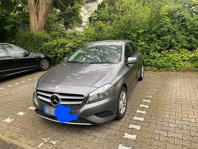 Gebraucht Mercedes A180 109 PS (80 kW) 2013 Grau Kleinwagen