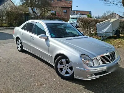 Gebraucht Mercedes E320 240 PS (176 kW) 2003 Silber Limousine