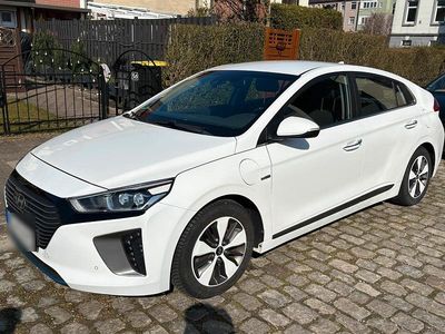 Usata Hyundai Ioniq Premium 141 CV (103 kW) 2018 Bianco Utilitaria