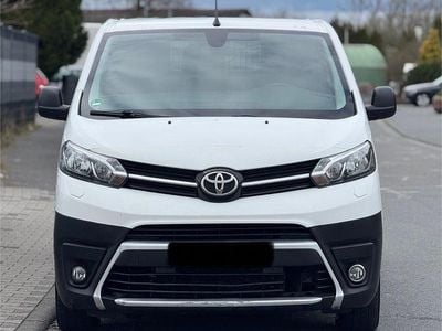Gebraucht Toyota Proace 122 PS (89 kW) 2021 Weiß Van / Kleinbus