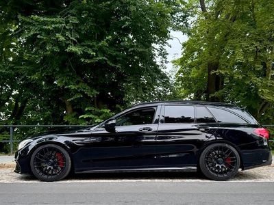 Mercedes C63S AMG
