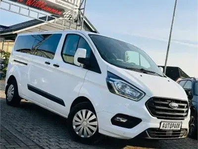 Gebraucht Ford Tourneo Custom 131 PS (96 kW) 2022 Andere Van