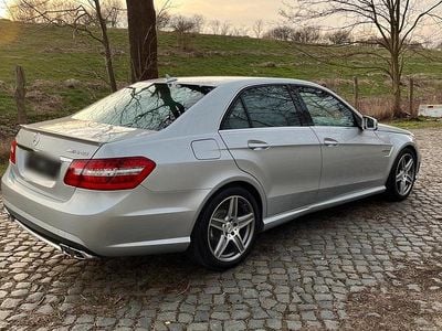 Usata Mercedes E63 AMG AMG 525 CV (386 kW) 2010 Argento Berlina