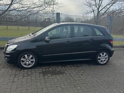 Gebraucht Mercedes B200 136 PS (100 kW) 2008 Schwarz Van / Kleinbus