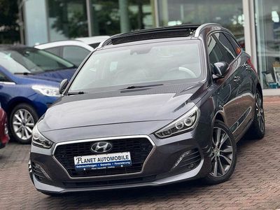 Gebraucht Hyundai i30 Premium 140 PS (102 kW) 2019 Grau Kombi