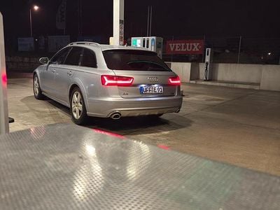 Silber Gebraucht 2016 Audi A6 Allroad Kombi | 19.999 € (Fairer Preis)