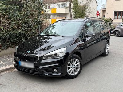 Gebraucht BMW 218 Sport Line 150 PS (110 kW) 2017 Schwarz Kombi
