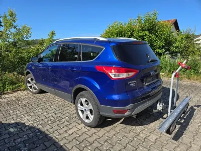 Gebraucht Ford Kuga SYNC Edition 150 PS (110 kW) 2016 Blau SUV