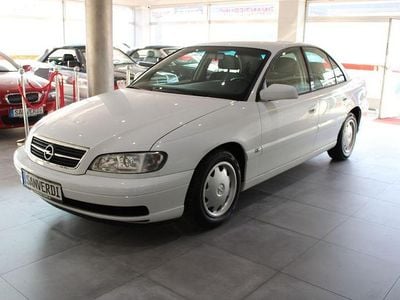 Gebraucht Opel Omega Selection 144 PS (105 kW) 2001 Weiß Limousine