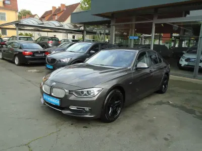 Gebraucht BMW 316 Sport Line 136 PS (100 kW) 2013 Grau Limousine