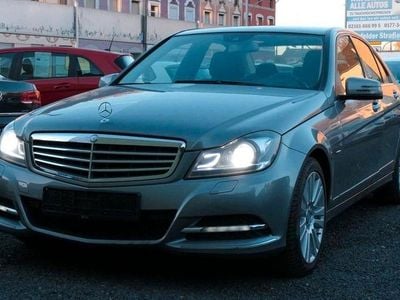 Usata Mercedes C220 Elegance 170 CV (125 kW) 2011 Grigio Berlina