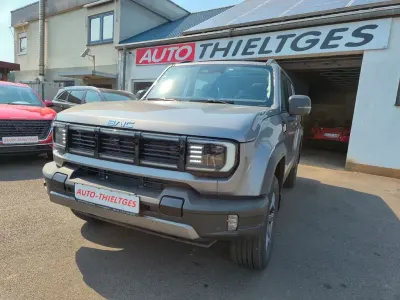 Neu Baic BJ40 234 PS (172 kW) 2026 Grau SUV