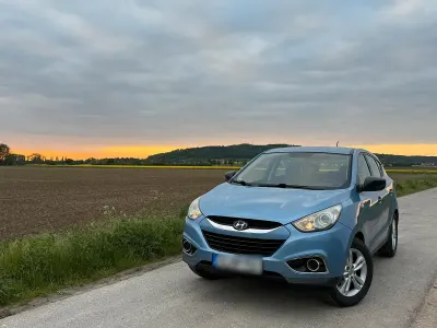 Gebraucht Hyundai Tucson 136 PS (100 kW) 2012 Blau SUV